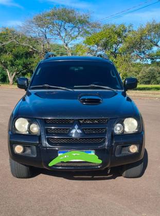 MITSUBISHI PAJERO 2.5 HD 4X4 8V TURBO INTERCOOLER DIESEL 4P MANUAL MITSUBISHI PAJERO 2.5 HD 4X4 8V TURBO INTERCOOLER DIESEL 4P MANUAL